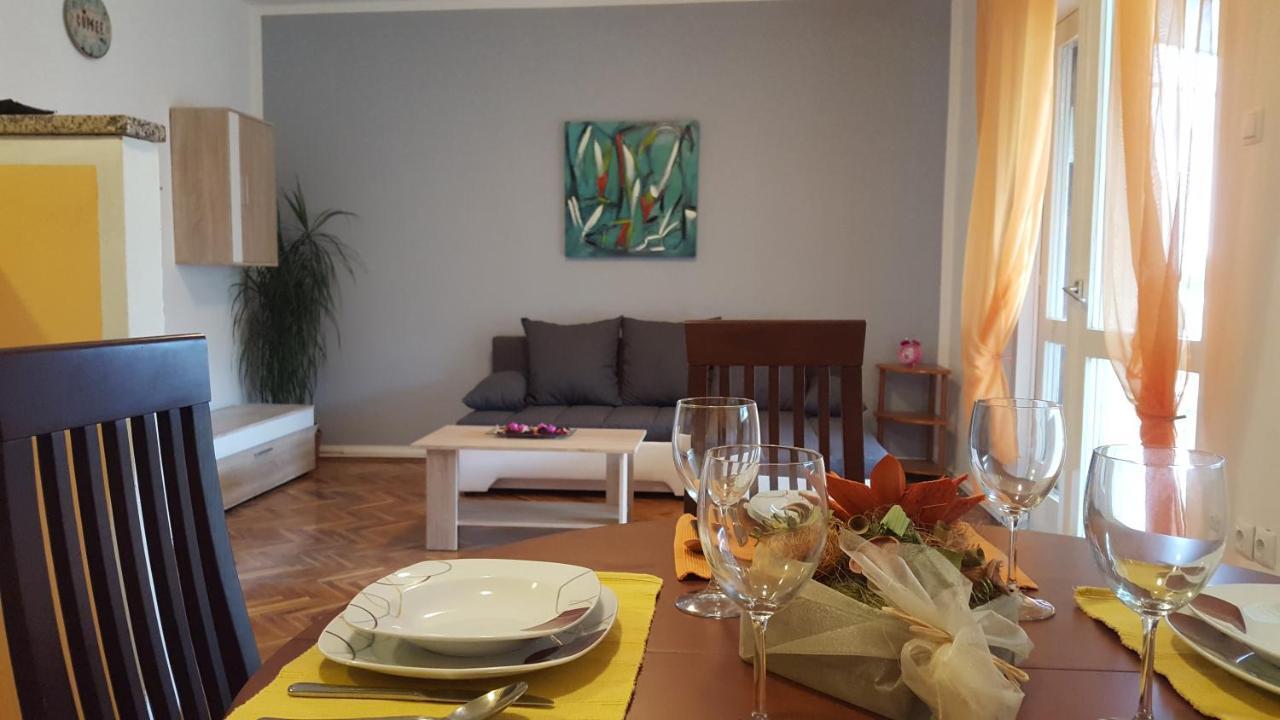 Apartman Ema 4+2 Koromacno Bagian luar foto